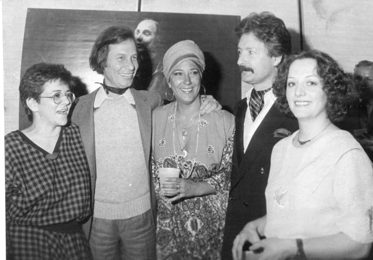 01 juin 1983 - Présentation de l'équipe de l'émission Station Soleil a Radio-Quebec Sur la photo de gauche a droite: Chantal Jolis, Jean-Pierre Ferland, Francine Grimaldi, Marc Laurendeau et Lise Garneau. Credit photo: Les archives / Le Journal de Montreal