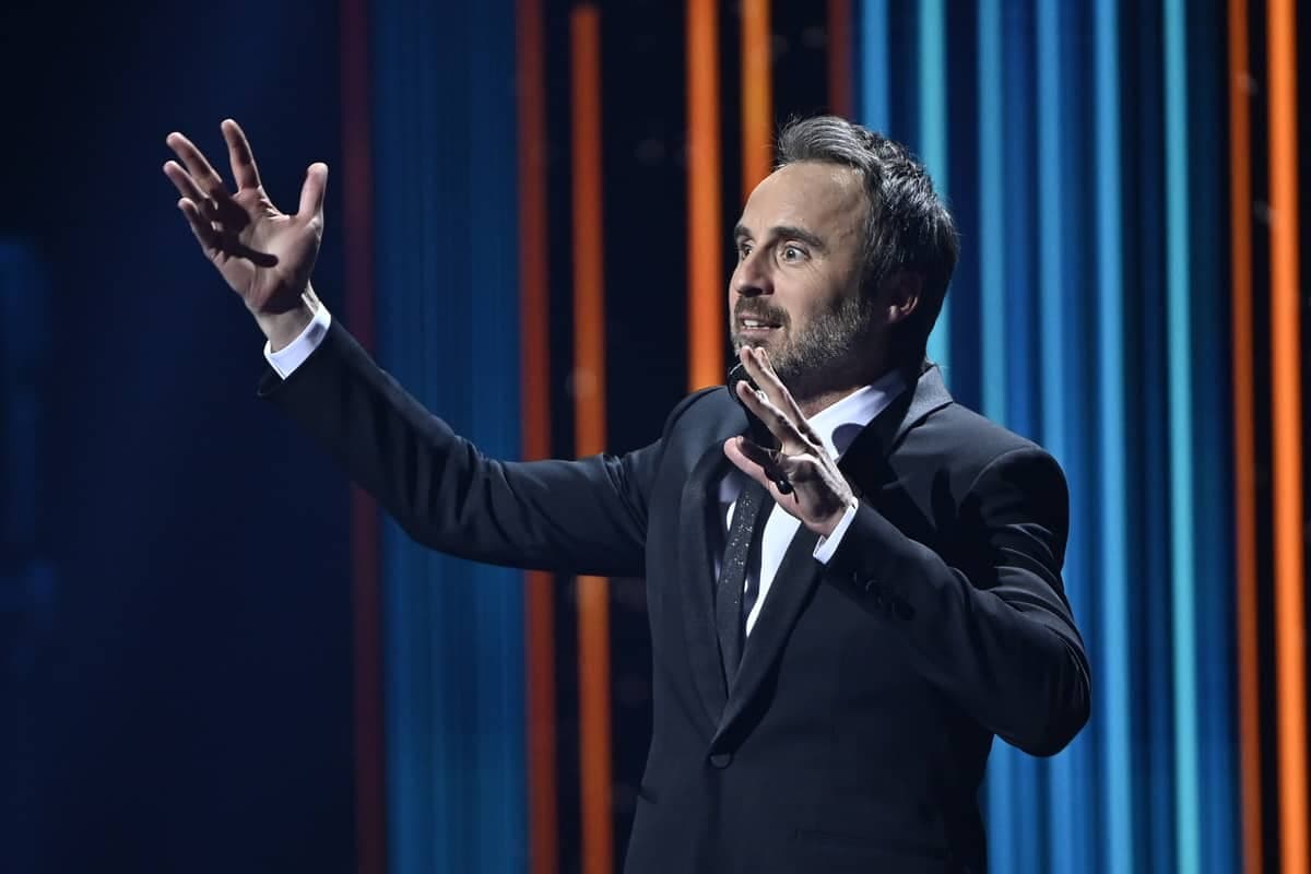 Louis-José Houde participera le 3 décembre prochain à l’événement-bénéfice Le cabaret des artistes, au Théâtre Outremont.