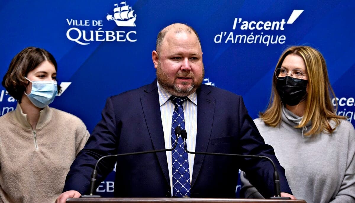 Le chef de Québec d’abord, Claude Villeneuve