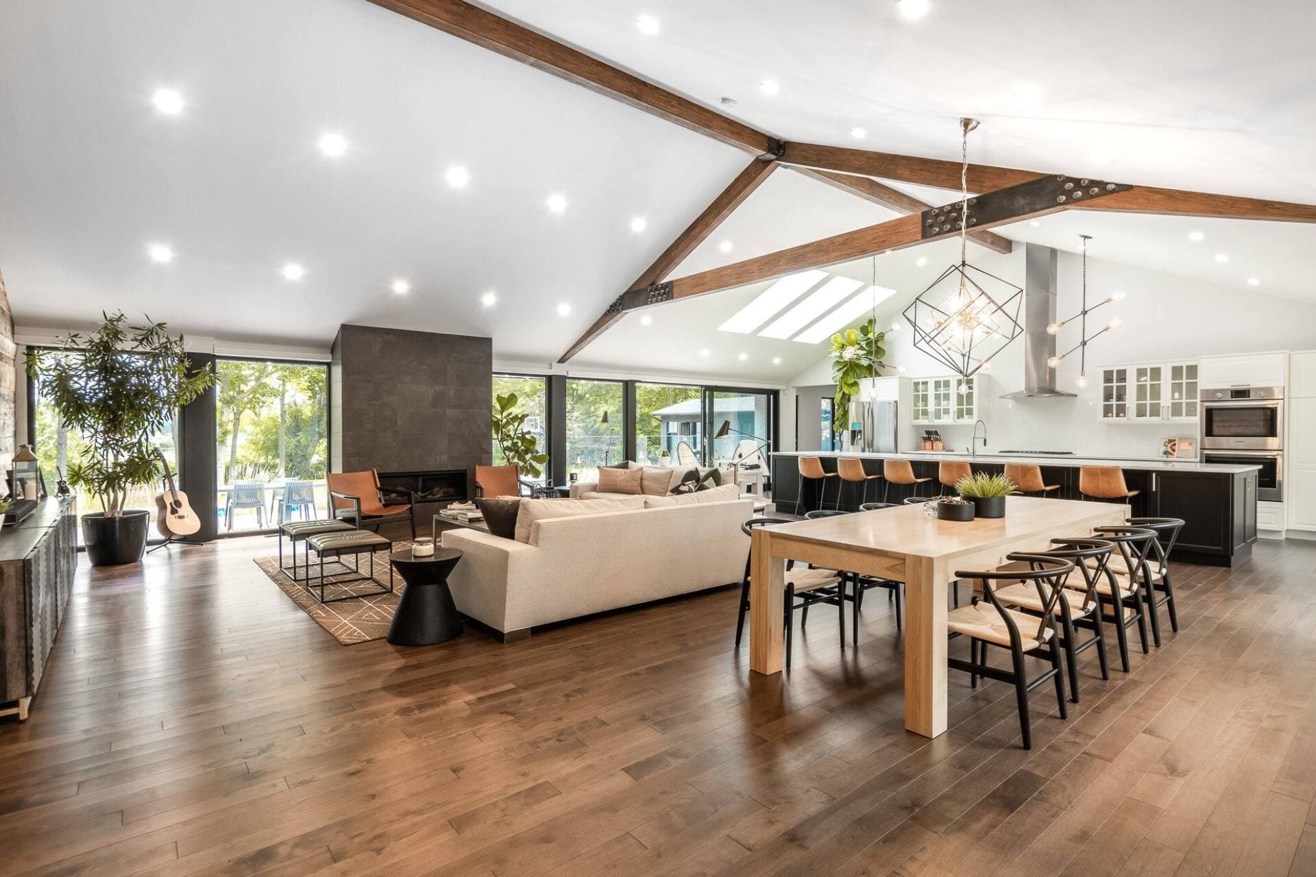 Alexandre Parent, Studio Point de Vue