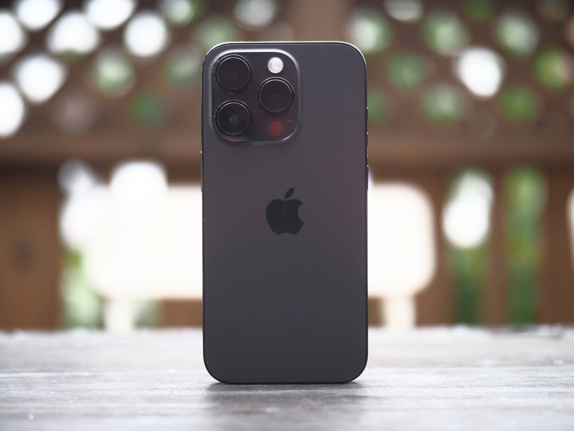 L’iPhone 14 Pro est offert dès maintenant, à partir de 1399$.