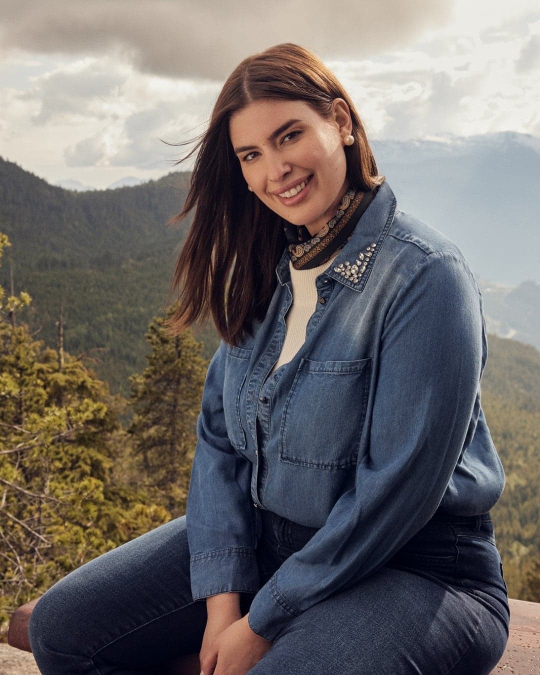 Facebook : Laura Canada