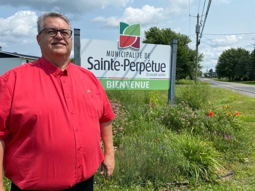 Le maire de Sainte-Perpétue, Guy Dupuis, assure qu’un hommage sera rendu à Hugo Houle dans les prochains mois.