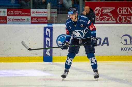 Lucie Muzikova - Courtoisie